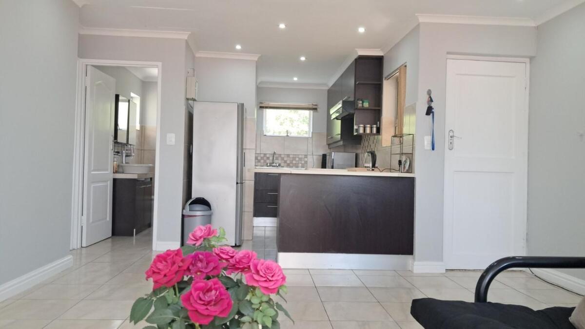 Gordon's Bay - Sea View Apartment Cape Town